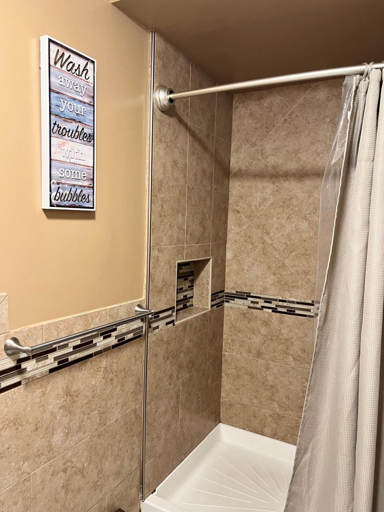 Gasthof Luxury - Cheap Jfk Pick Up & Drop Off Available